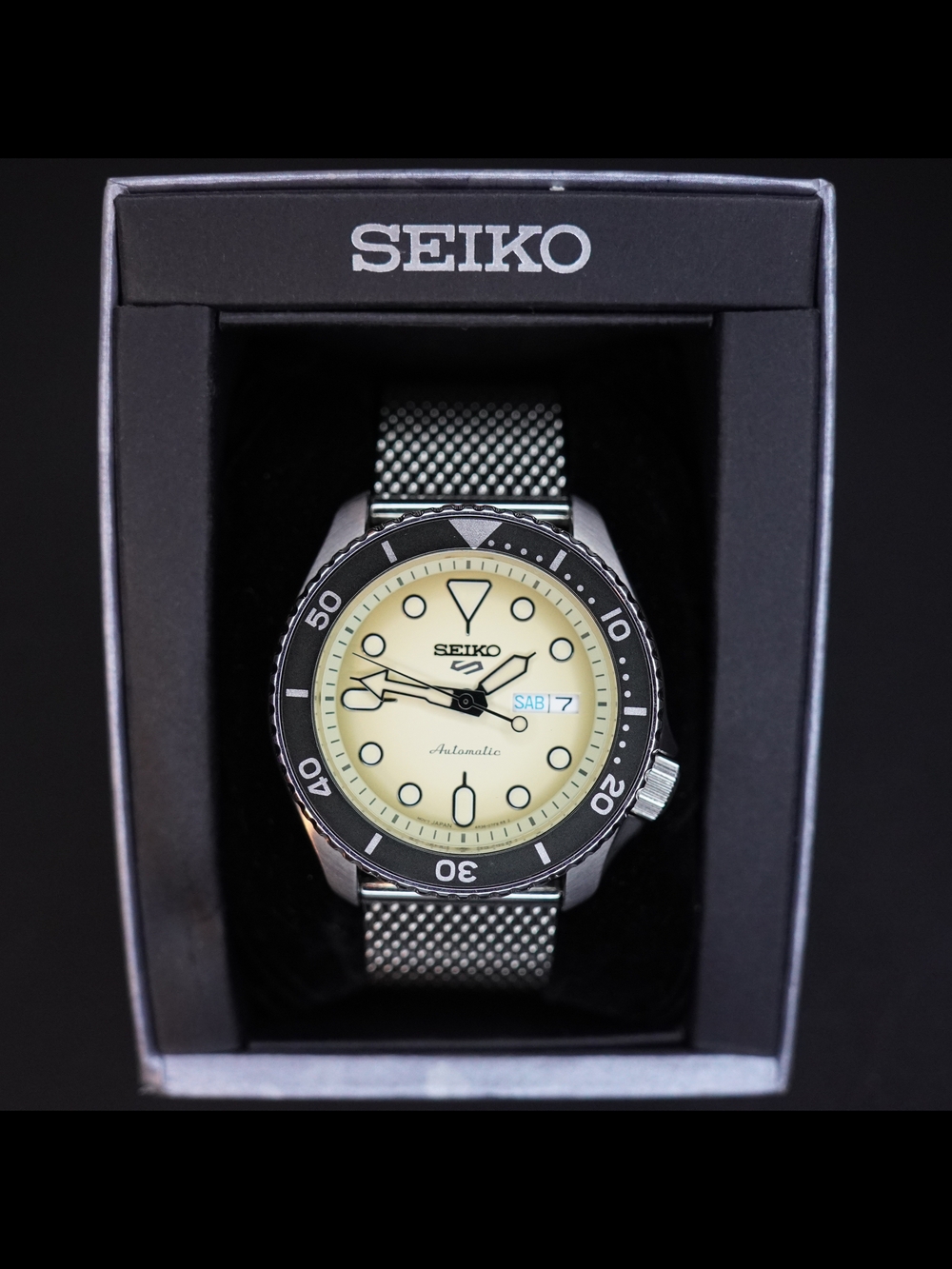 SEIKO SRPD67 5 Sports Watch Ivory Dial Stainless Steel Band Automatic